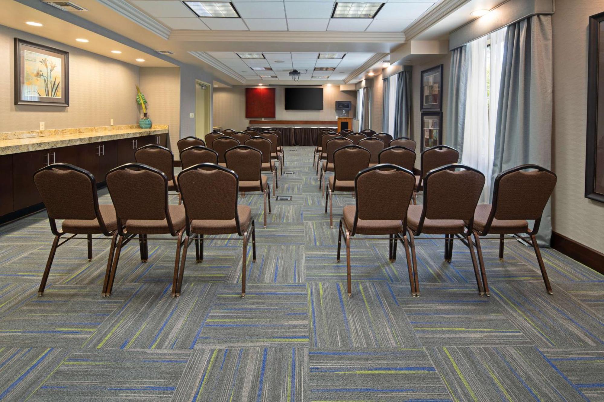 Hampton Inn Visalia Eksteriør billede