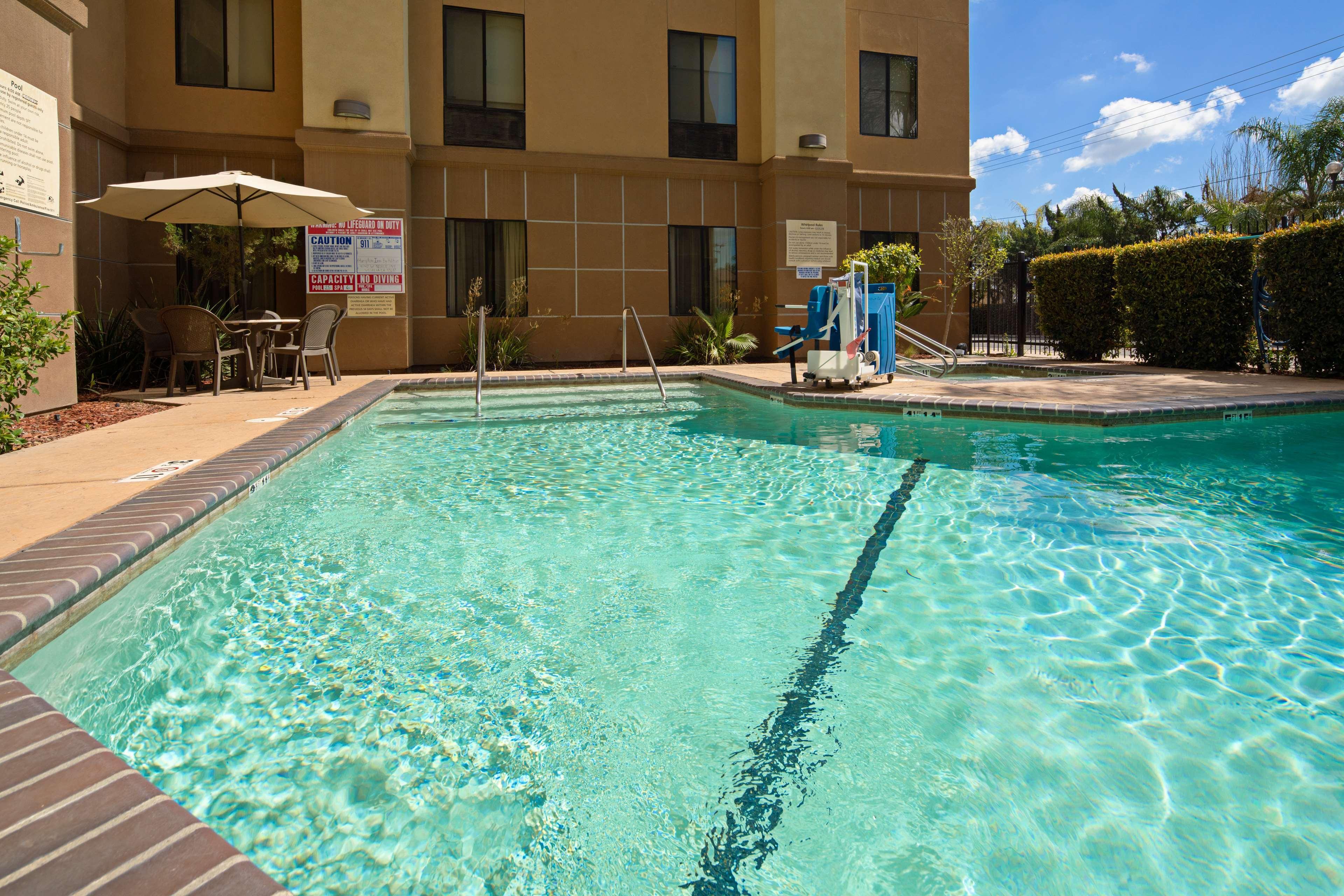 Hampton Inn Visalia Eksteriør billede
