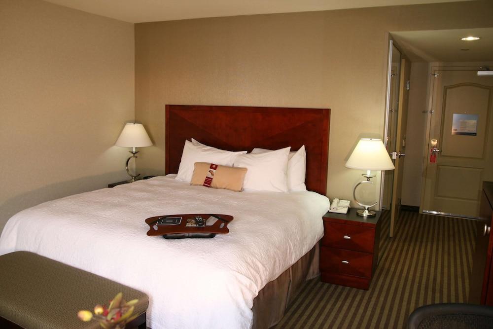 Hampton Inn Visalia Eksteriør billede