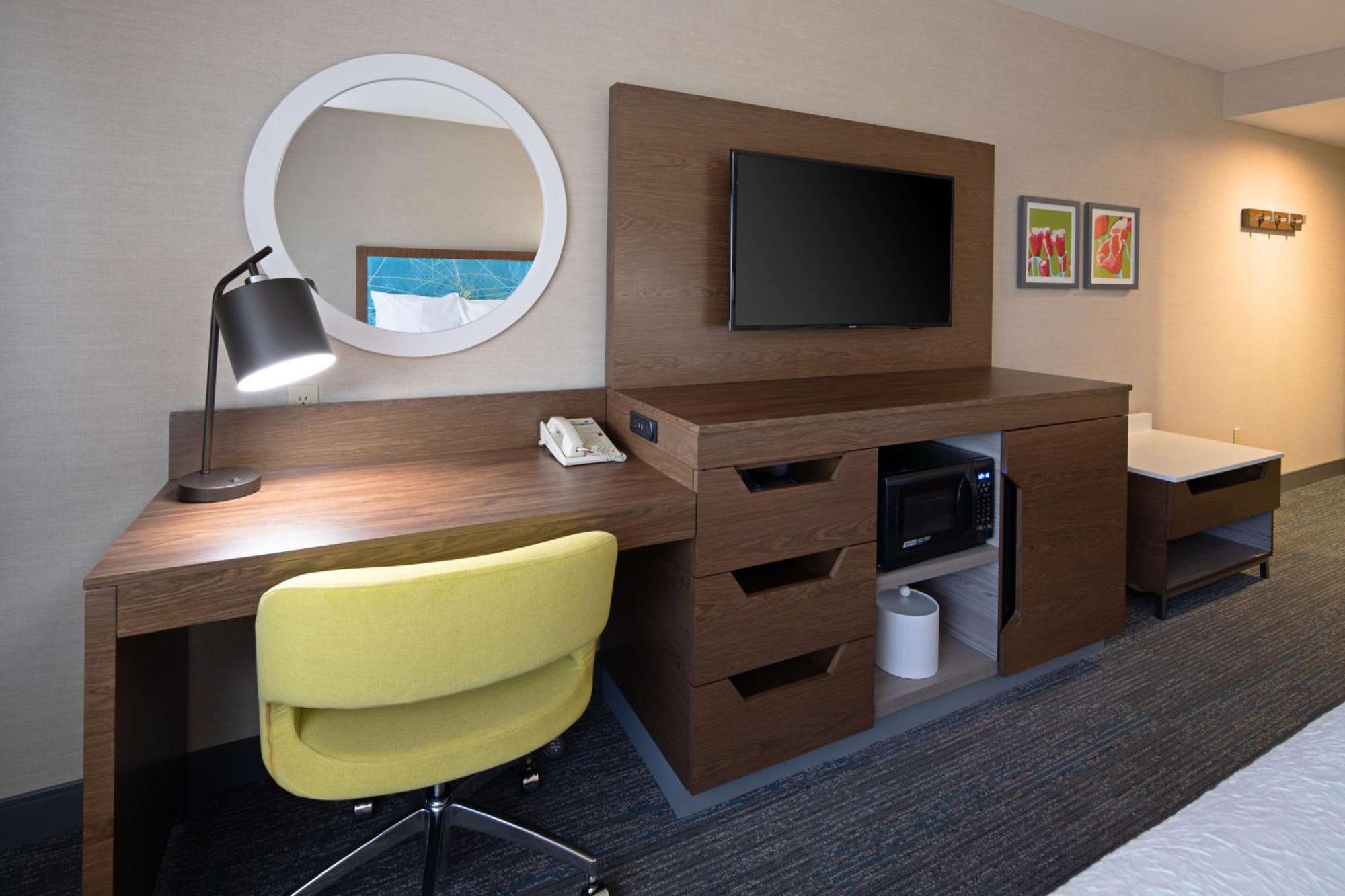 Hampton Inn Visalia Eksteriør billede